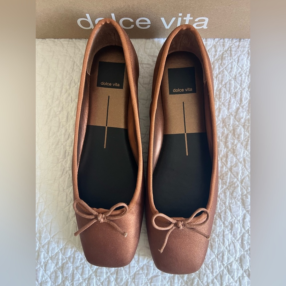 DOLCE VITA “Anisa” Flats in Copper Metallic 7 NEW IN BOX